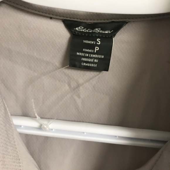 Eddie Bauer Women’s Sleeveless Tech Shirt S Small Light Grey / Beige  NWOT - Picture 7 of 7